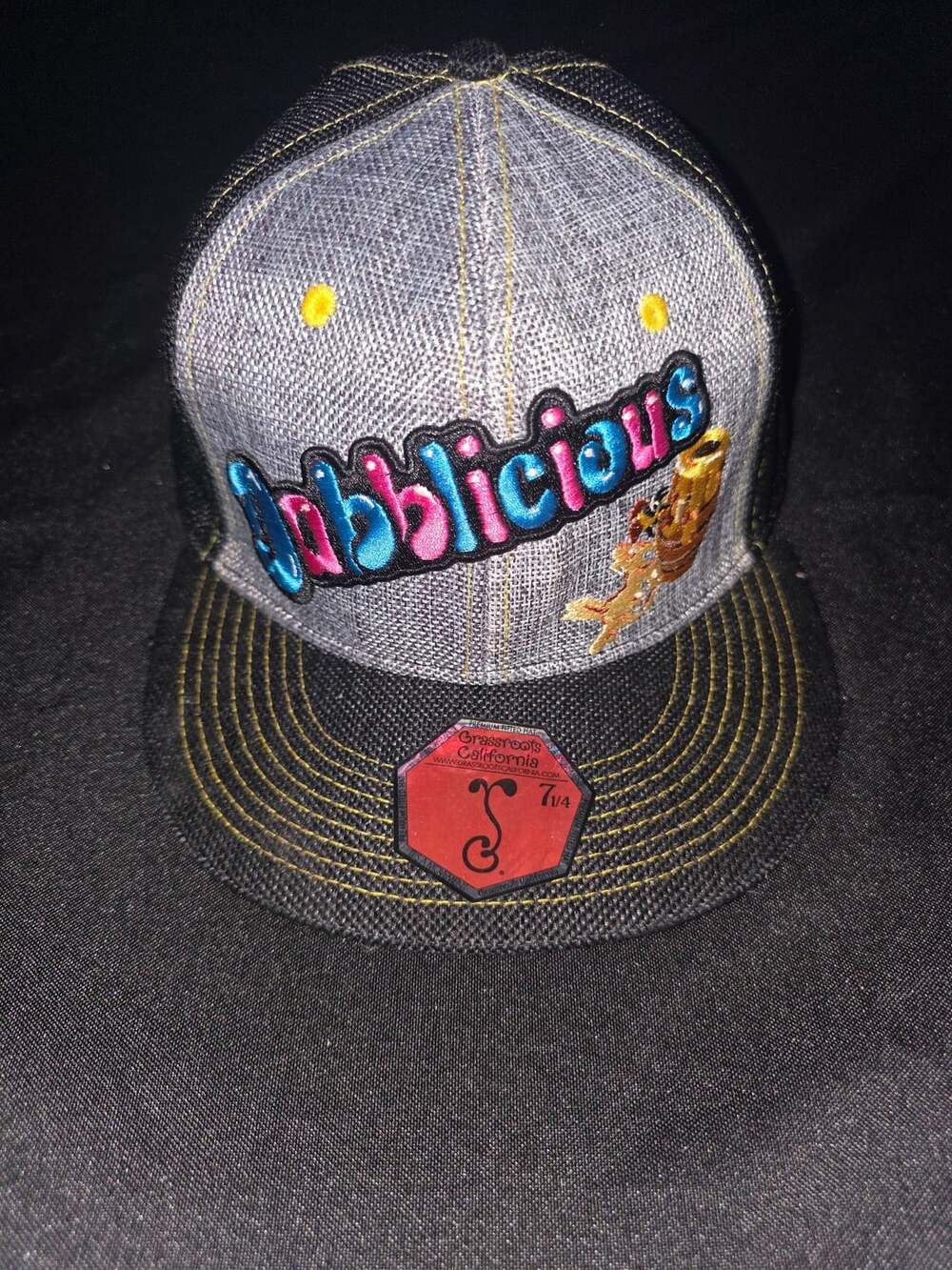 Grassroots California Dabblicious Fitted Hat Size 7 1/4
